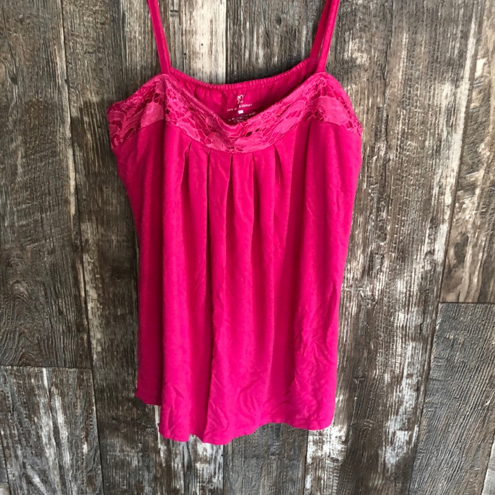 NY&Co pink tank